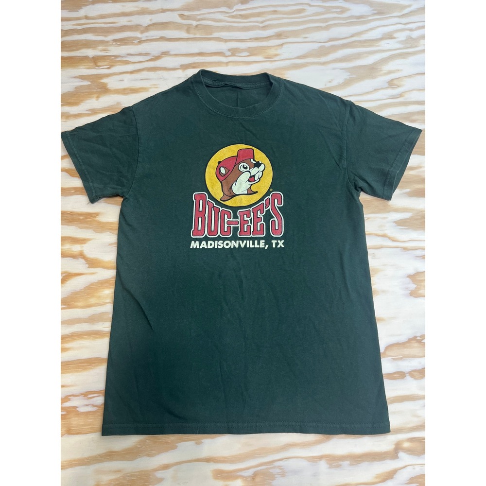 Buc-ees Madisonville TX Graphic T-Shirt Forest Green Beaver Logo Mens Small S